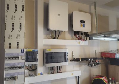 Branchement électrique suite à installation de panneaux solaires